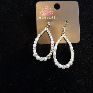 Paparazzi Jewelry: 1year Vintage